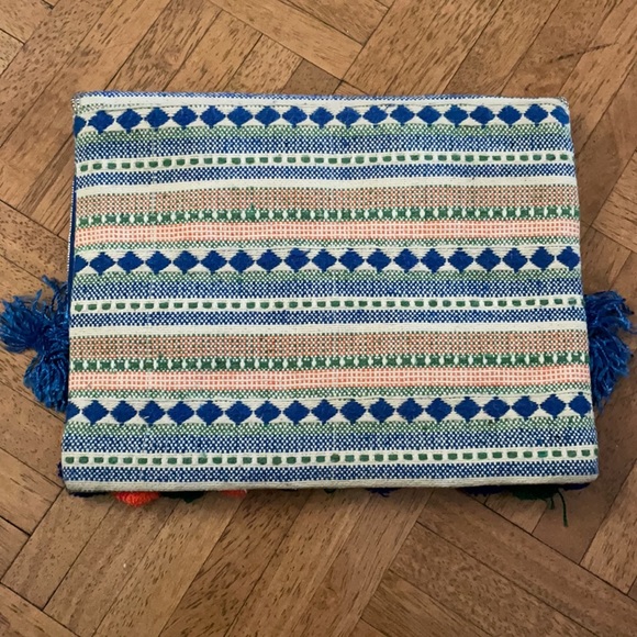 Embroidered Clutch - Picture 4 of 4